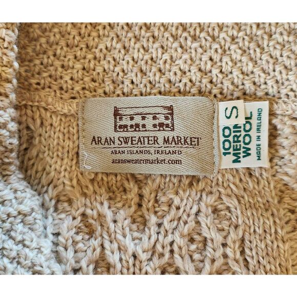 Aran Sweater Market Irish Merino Wool Button Front Cardigan Size Small - Picture 5 of 5